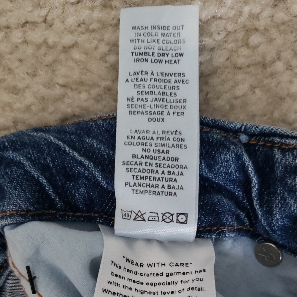 Good American High Rise Blue Jeans - Picture 7 of 7